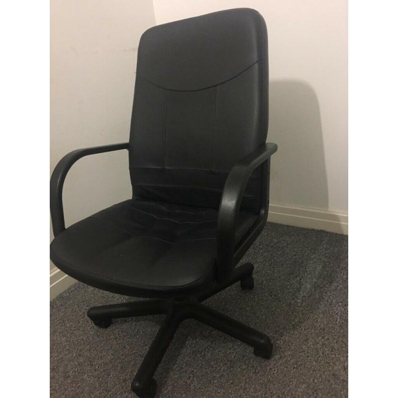 Two chairs for just ?25