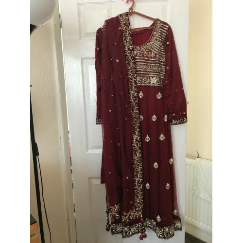 GORGEOUS LATEST MAROON WORKED NET WITH LINING LAHNGA SET,USED ONCE