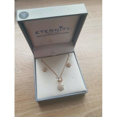 Brand new jewellery set