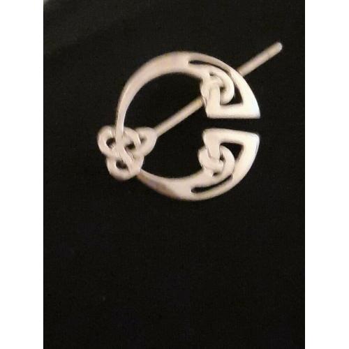CELTIC DESIGN ANTIQUE SILVER PLATED BROOCH