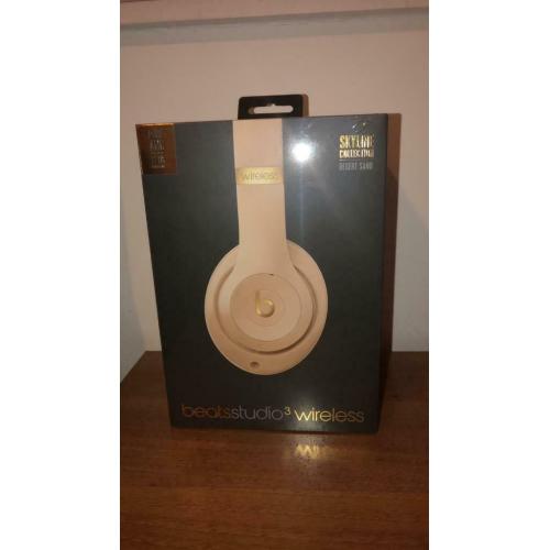 Rose gold beats wireless headphones