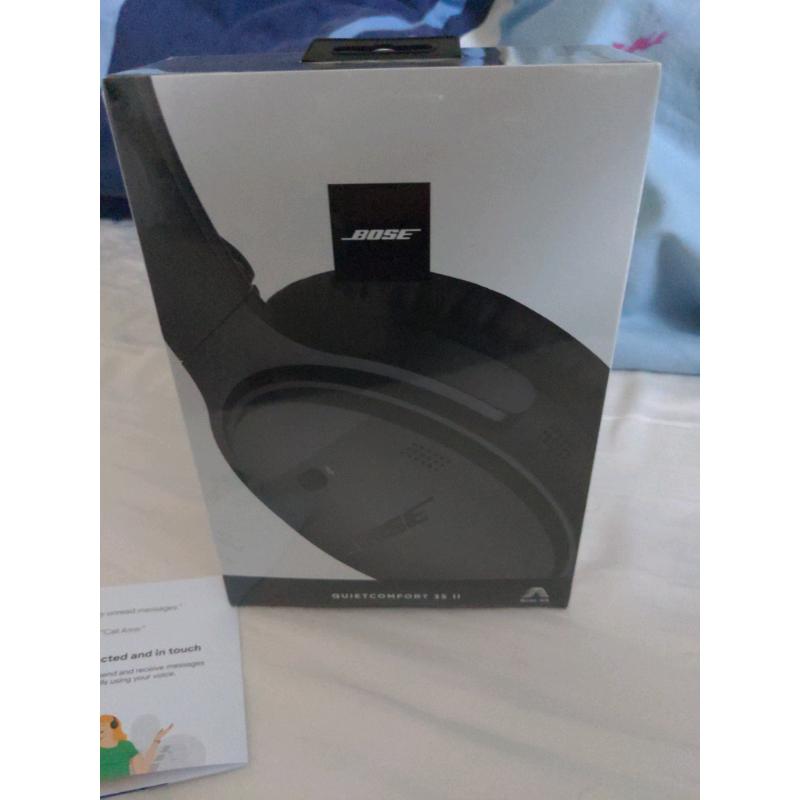 BOSE QuietComfort 35 Wireless Series II Noise Cancelling Headphones