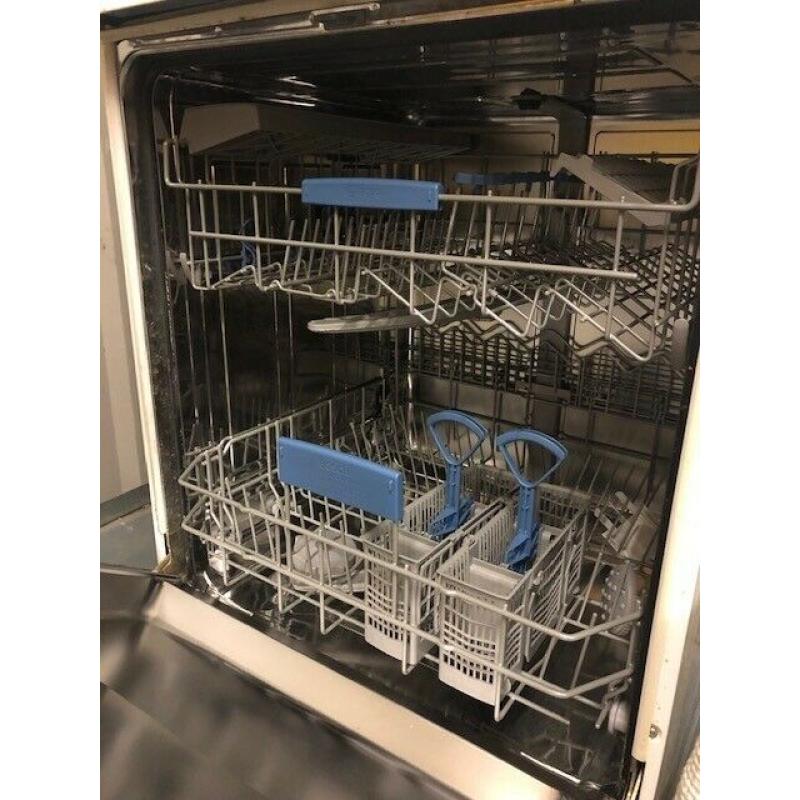 Bosch LOGIXX Express Dishwasher