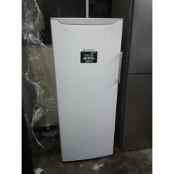 HOTPOINT 5FT TALL UPRIGHT FREEZER FROST FREE