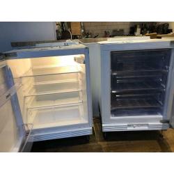 INTEGRATED FRIDGE & FREEZER BY ZANUSSI