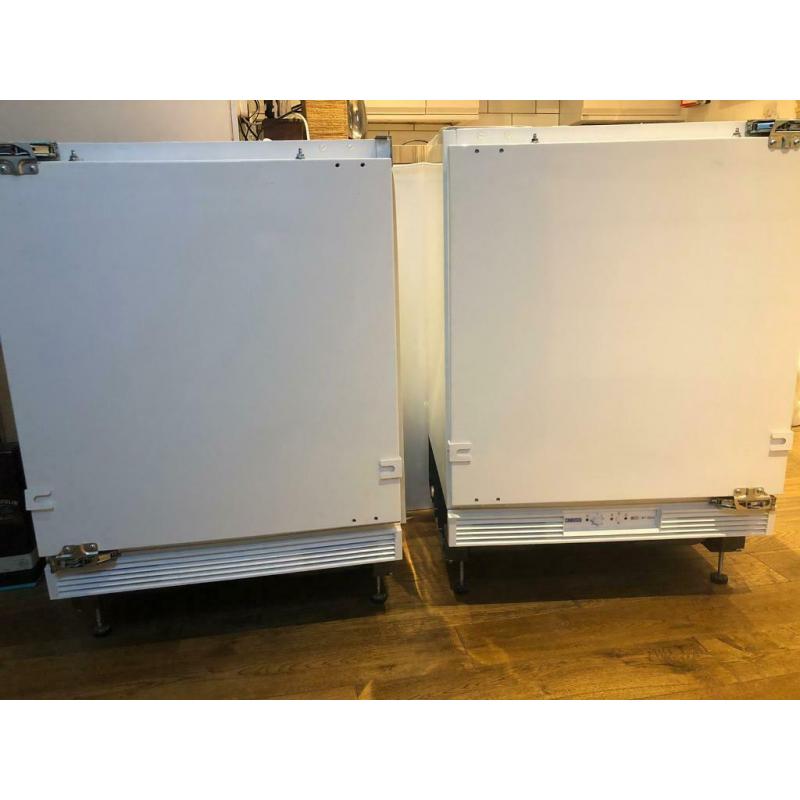 INTEGRATED FRIDGE & FREEZER BY ZANUSSI