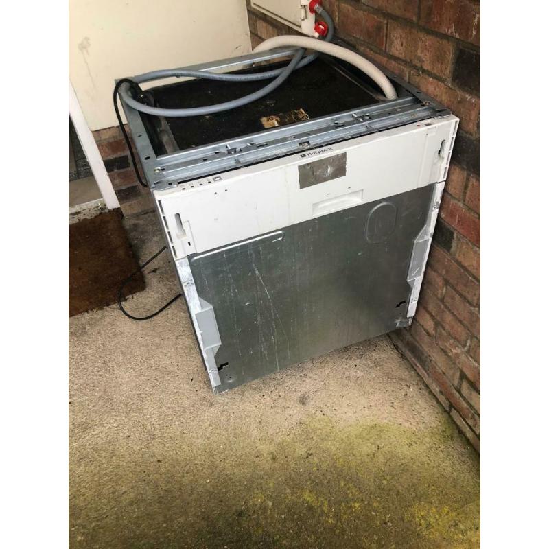 Integrated dishwasher
