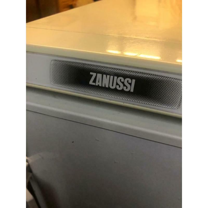 LARGE FRIDGE ....ZANUSSI