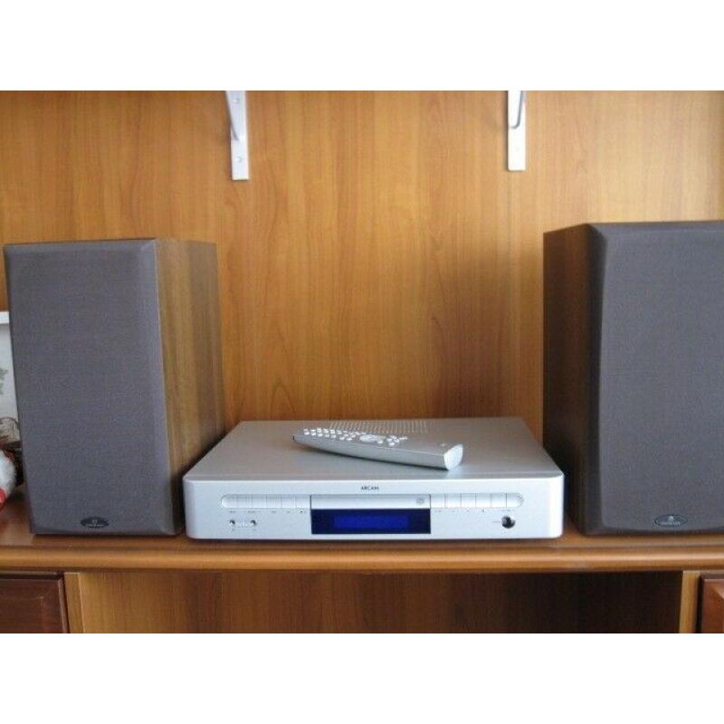Arcam Solo with Monitor Audio speakers, hifi