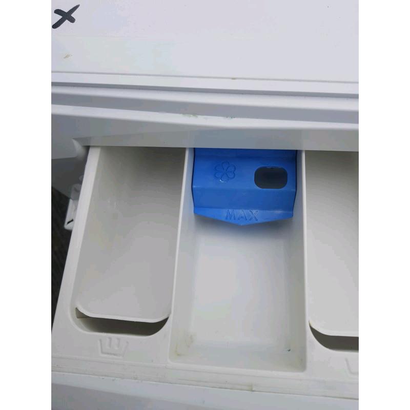 AEG 8kg combined washer 6kg dryer