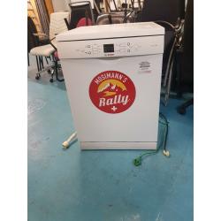 White freestanding BOSCH dishwasher ?285