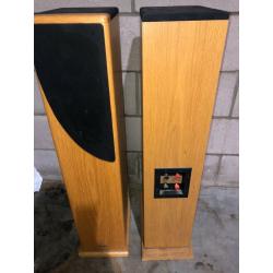 Castle Harlech Hi Fi Speakers
