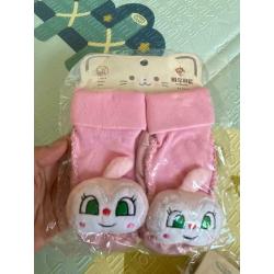 Baby shoes anti slip rubber soles.