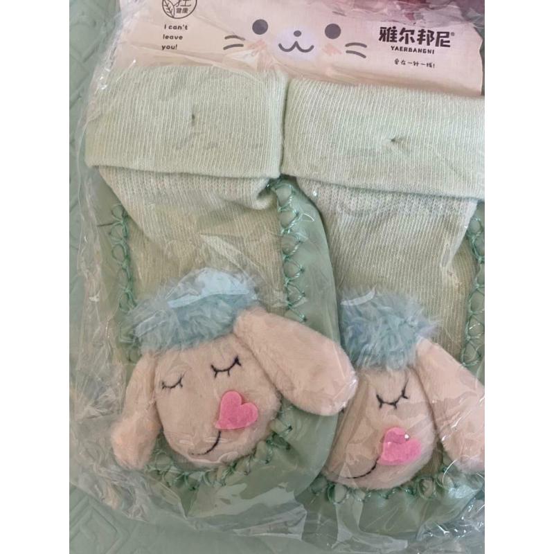 Baby shoes anti slip rubber soles.