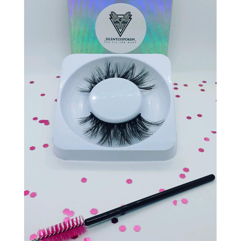 _SilentlySpoken_ lush mink lash set!