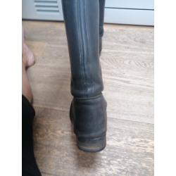 Long leather riding boots