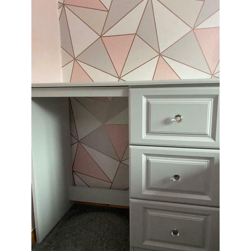 Bedroom furniture