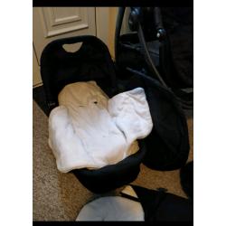 Graco Evo MotherCare fold down Pram and Pushchair set