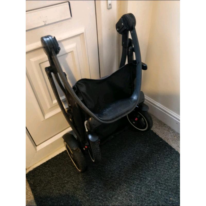 Graco Evo MotherCare fold down Pram and Pushchair set