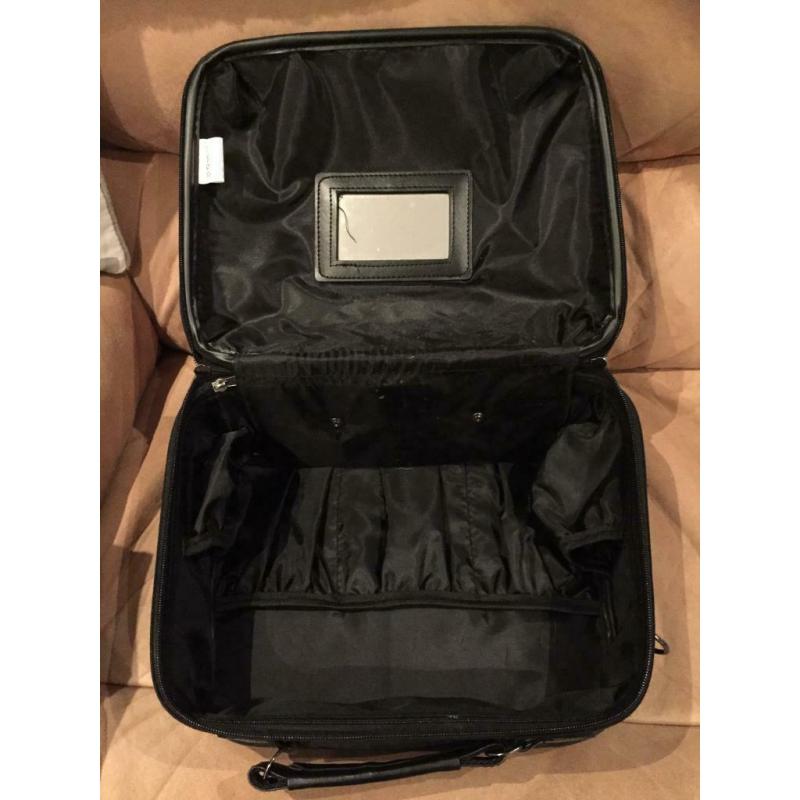 Vanity case