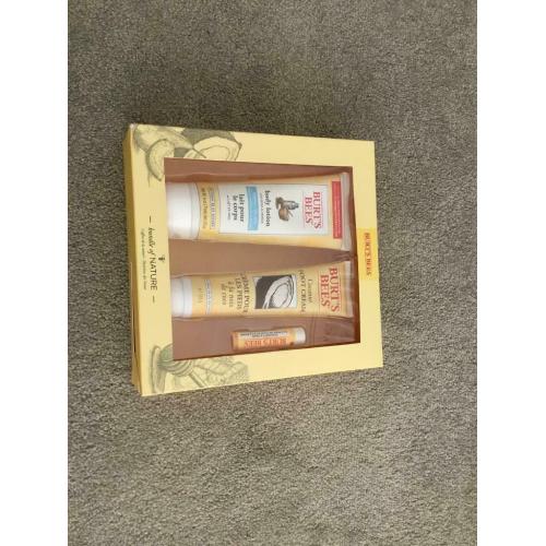 Burts bees gift sets