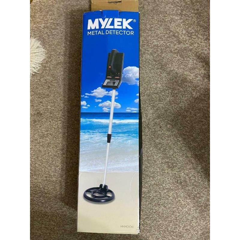 MYLEK Metal Detector Kit Height Adjustable With Waterproof Search Coil - Metals