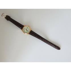 Lorus Lumibrite Ladies Gold Tone Watch VGC... including a new battery