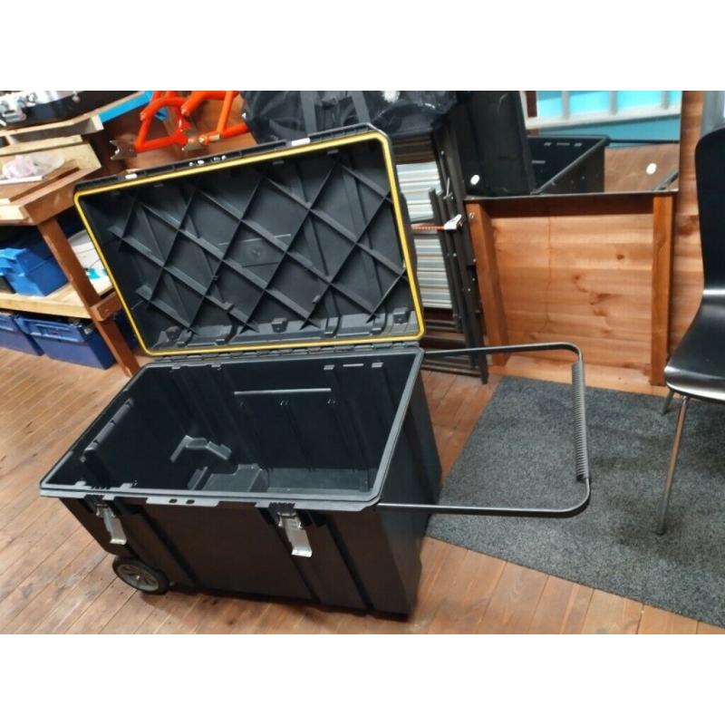 Stanley Fatmax rolling tool chest