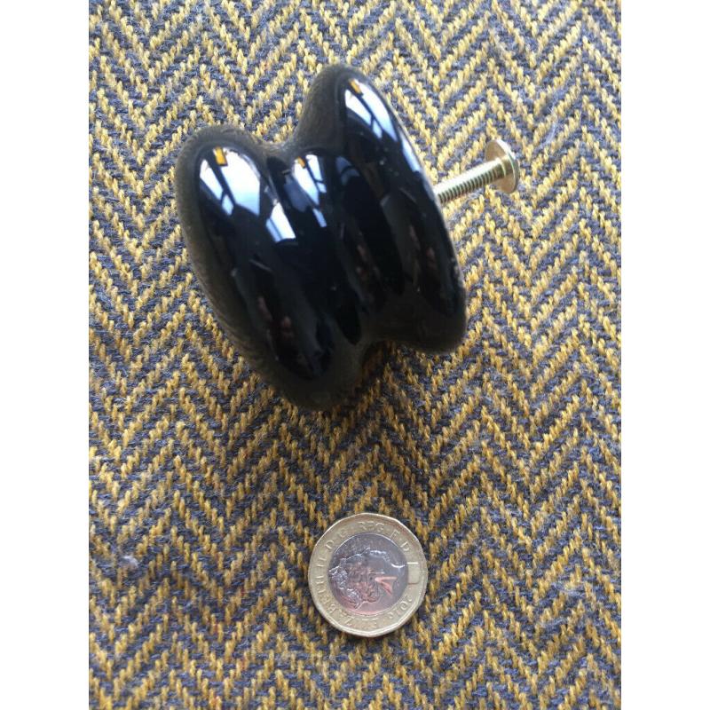 Ceramic Bun Knobs