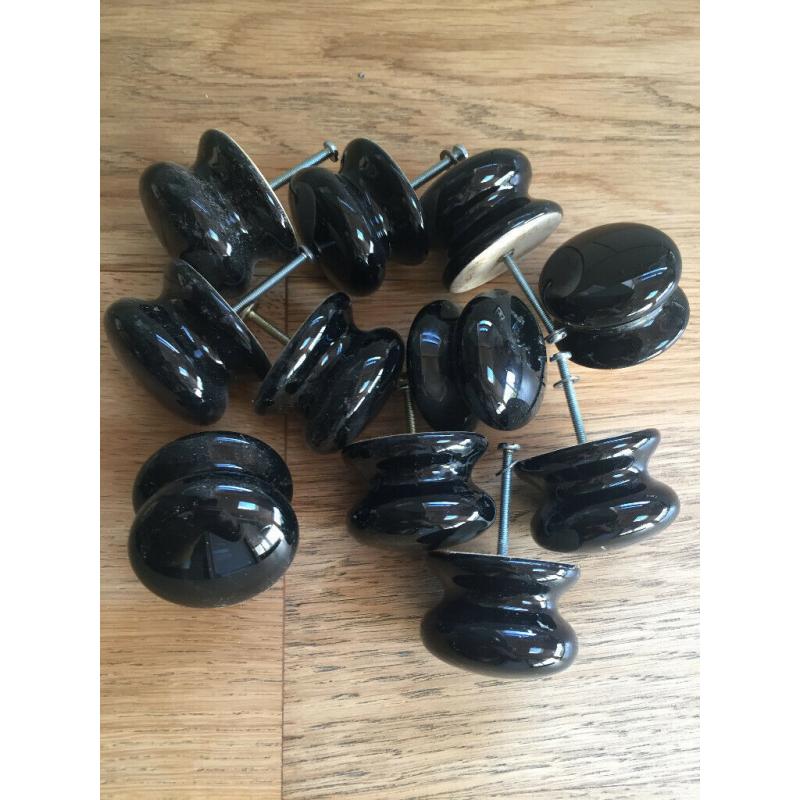 Ceramic Bun Knobs