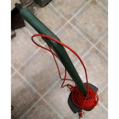 Black and Decker Strimmer