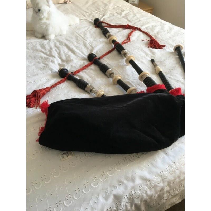 PETER HENDERSON BAGPIPES