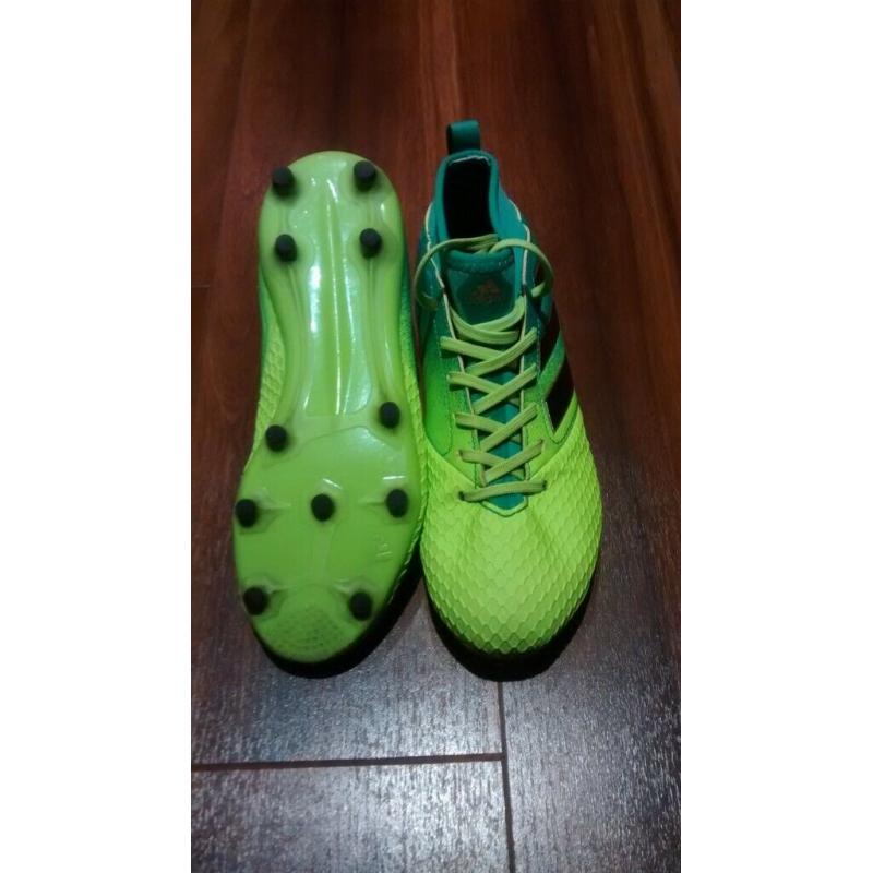 Junior Football Boots