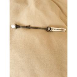 SRAM SKEWER FRONT