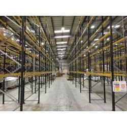 job lot 1000 bays link pallet racking AS NEW( storage , shelving )