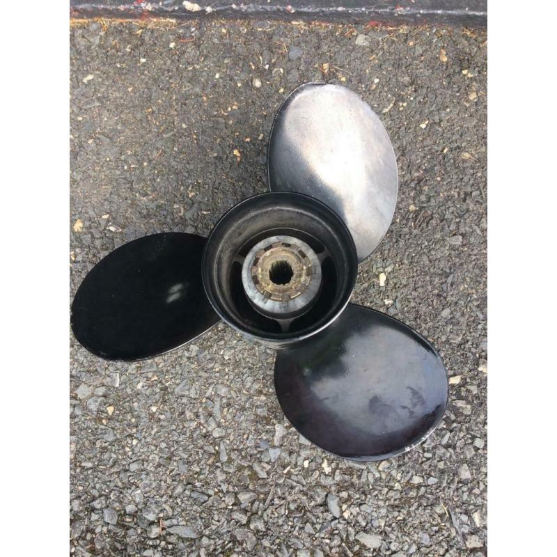 Mercruiser 3 liter prop
