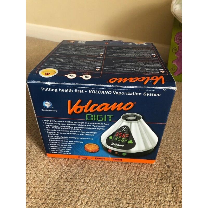 volcano Digital vaporizer - Storz And Bickel Vaporisation System (Used Once)