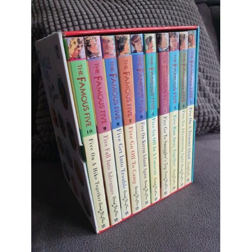 Enid blyton the famous five bookset