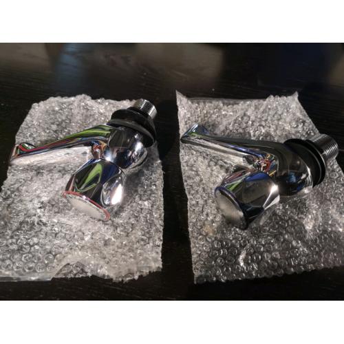 B Hill bath taps brand new boxed