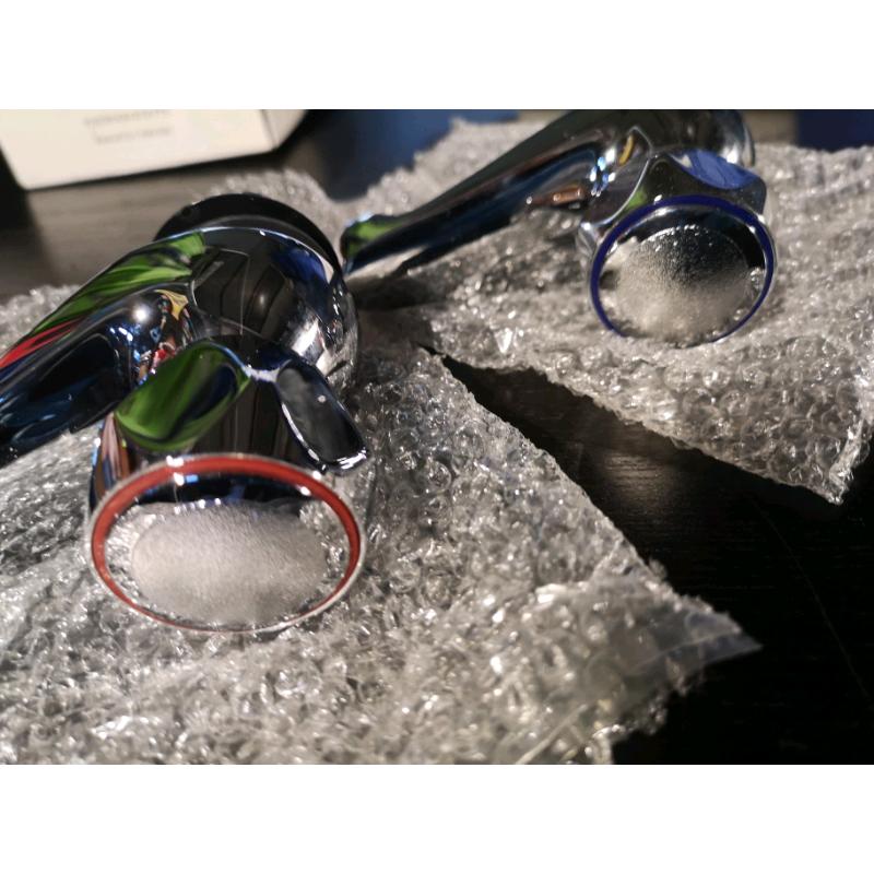 B Hill bath taps brand new boxed