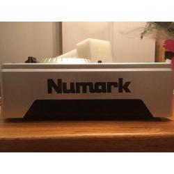 Numark NDX400