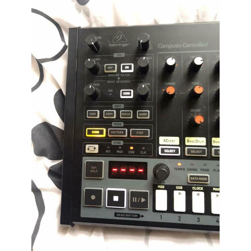 Behringer RD8 rhythm designer