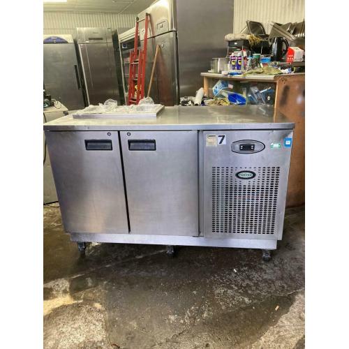 commercial bench counter pizza fridge for shop cafe restaurant restaurant takeaway pizza jshshhs