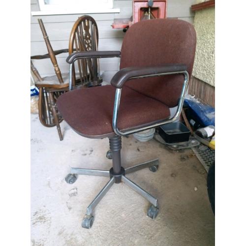OFFICE CHAIR (EVERTAUT) 1985