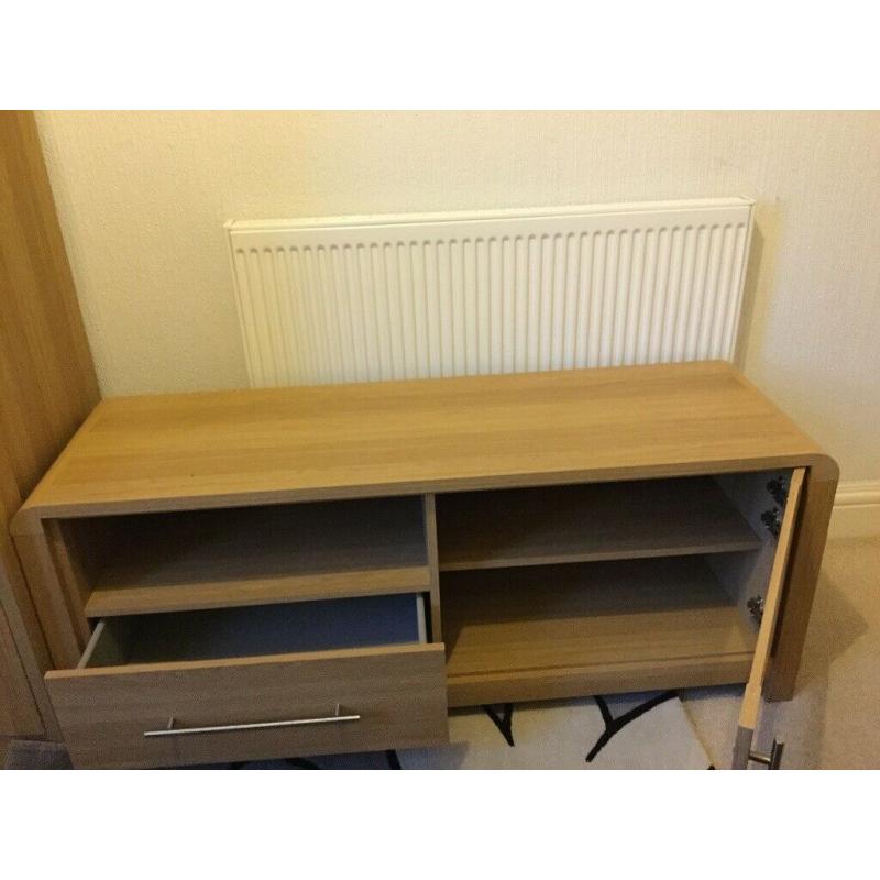 TV/entertainment unit