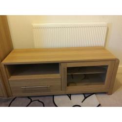 TV/entertainment unit