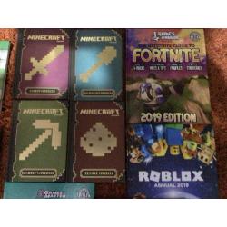 Minecraft/Fortnite/Roblox Books ?25