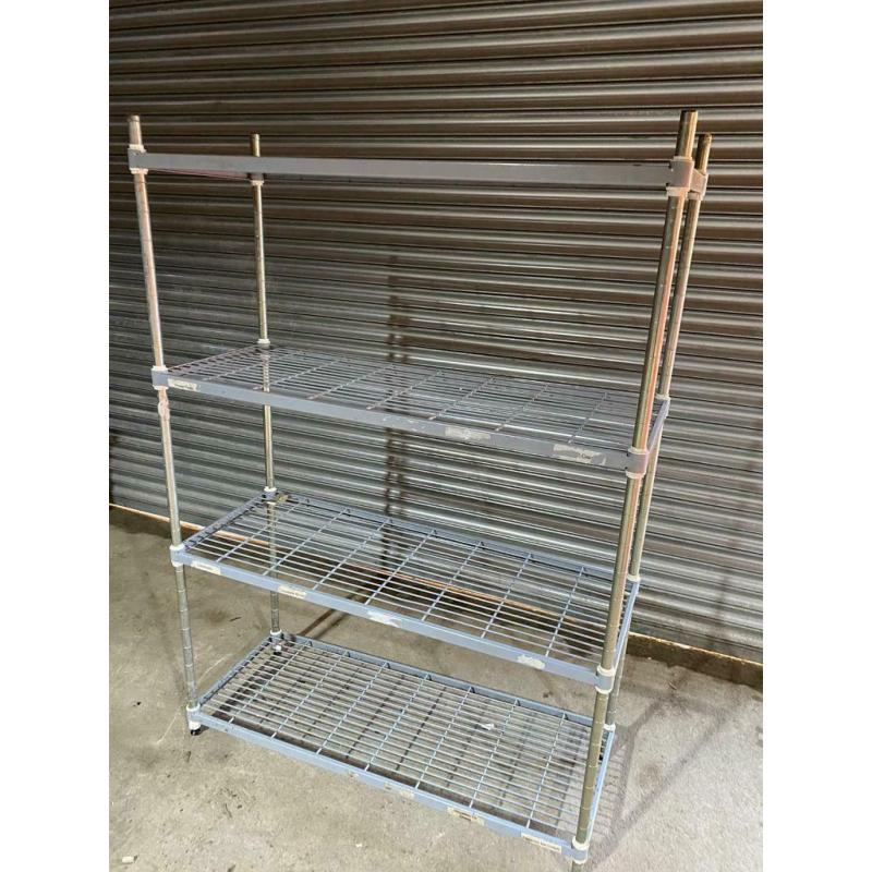 Cold / freezer room shelving