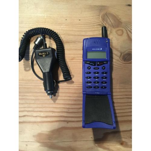 ericsson t10s vintage mobile phone retro