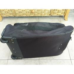 Suitcase with Wheels Pull Out Handle Luggage